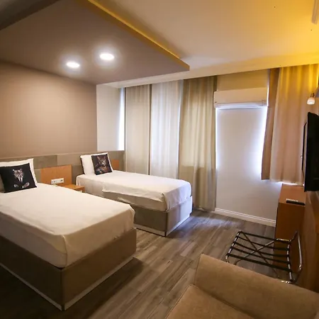 Cevik Palace 2* Antalia