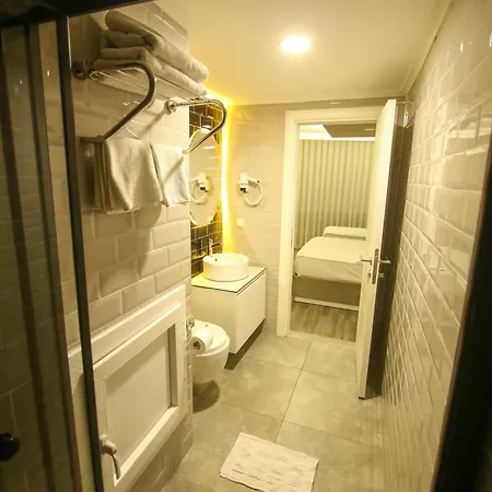 Cevik Palace Otel